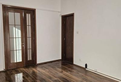 Casa Cantemir/Unirii - 1