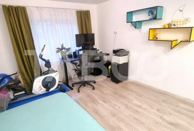 Apartament de vanzare cu 3 camere 92 MP zona Plopilor - 8