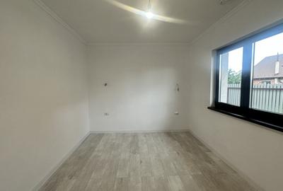 Casa pe un singur nivel 4 camere , in zona Harman - 8