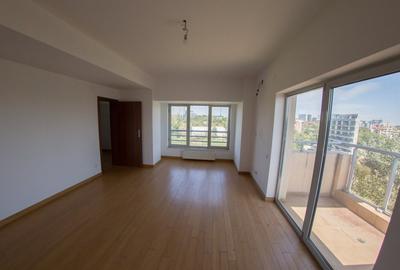Apartament cu 3 camere decomandat în Floreasca