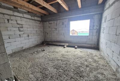 Casă cu 5 camere cu Teren 1800 Mp în Moara - 3