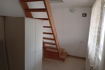 Casă cu 4 camere cu Teren 697 Mp în Central - 8