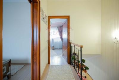 Casă cu 4 camere cu Teren 137 Mp în Sânmartin - 15
