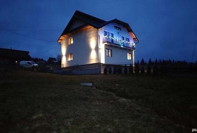 Casă cu 5 camere în Podu Coșnei - 1