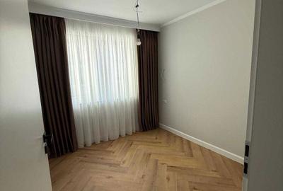 Apartament cu 3 camere decomandat în Central - 1