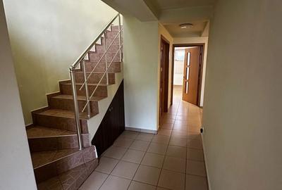 Casă cu 3 camere în Republicii - 2