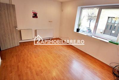 Casă / Spatiu birouri 10 camere , 222 mp utili,zona Central - 3