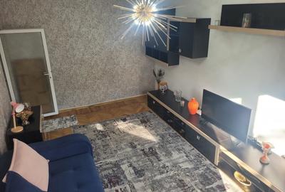 VAnzare apartament 23 camere Bucurestii Noi - Bloc Rusesc - 2