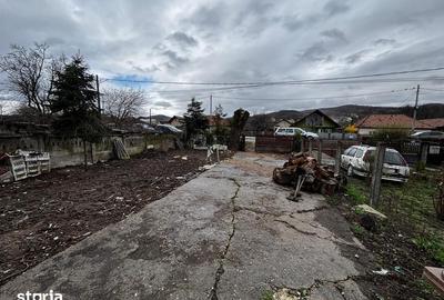 Teren de 770 mp, în Copăcelu - 12