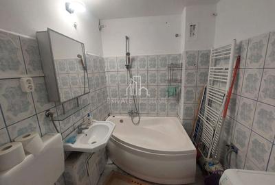 Apartament cu 3 camere decomandat în Tudor - 2