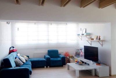 Apartament cu 4 camere decomandat, mobilat în Complex Studențesc