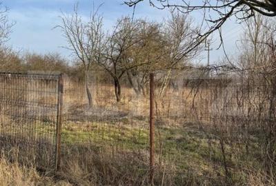 Casă cu 3 camere cu Teren 1000 Mp în Schitu Duca