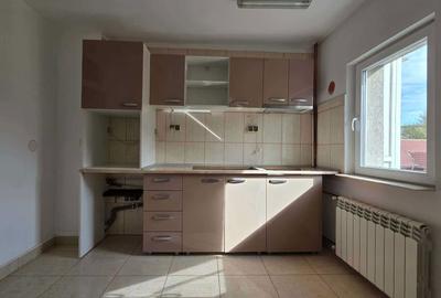 Apartament cu 3 camere decomandat în Central - 2