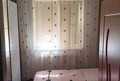 Apartament cu 4 camere în Drăgășani - 1