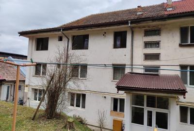 Apartament cu 2 camere decomandat în Central - 15