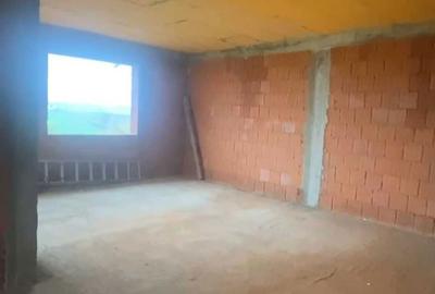 Casă cu 4 camere în Cheriu - 1