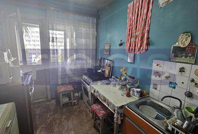 DE VANZARE AP 3 CAMERE 72 MP LUJERULUI | SEMIDECOMANDAT | METROU - 7