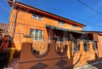 Casă cu 4 camere în 1 Mai - 1