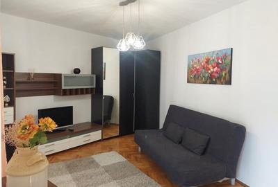 Garsonieră decomandată, mobilată în Schei - 8