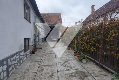 Casa individuala cu teren 885 mp - Sura Mare Sibiu - 1