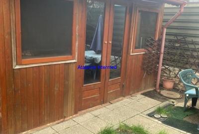 Casă cu 3 camere cu Canalizare în Brătianu - 19