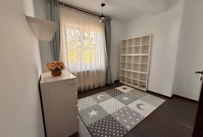 Apartament cu 3 camere semidecomandat, mobilat în Gorjului - 2
