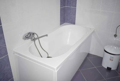 Casă cu 4 camere cu Teren 600 Mp în Central - 2
