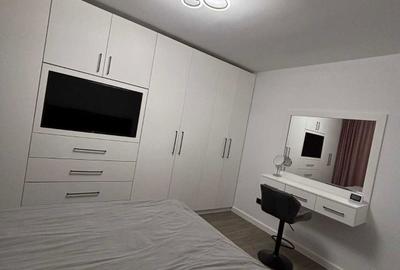 Apartament cu 2 camere decomandat în Titan - 8
