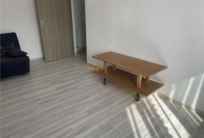 Garsoniera de inchiriat , cartier Sud , decomandata 37 mp , - 1