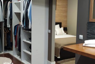 Casă cu 6 camere cu Teren 900 Mp în Cetate - 1