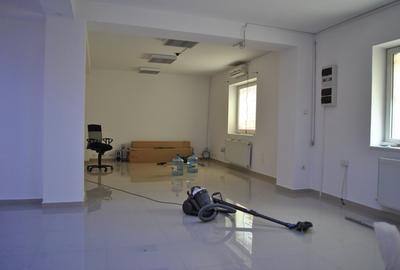 Casa de inchiriat - 4