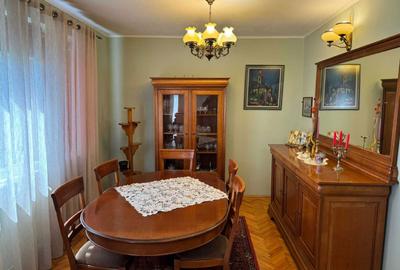 Apartament cu 4 camere decomandat în Central - 1