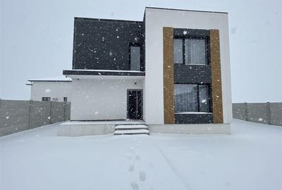 Casă individuală cu 3 camere cu Teren 407 Mp în Berceni