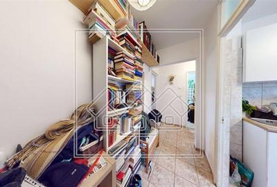 Apartament cu 2 camere decomandat în Calea Dumbrăvii - 8