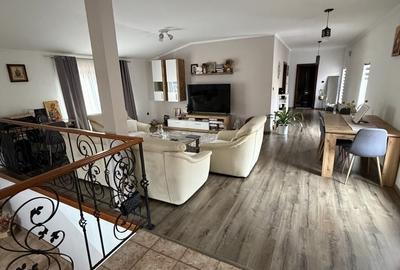 Casă cu 3 camere cu Teren 555 Mp în Central - 16