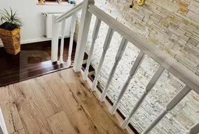 Casă cu 3 camere cu Teren 340 Mp în Central - 2