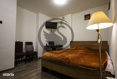 Casă cu 7 camere cu Teren 1436 Mp în Băneasa - 9