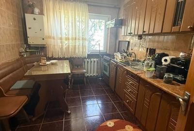 Apartament cu 3 camere decomandat în Gară - 3