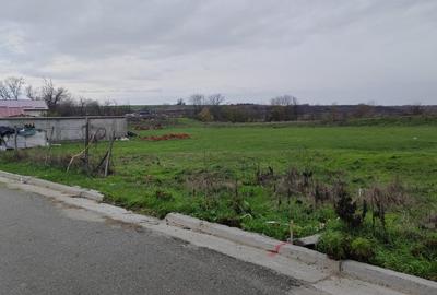 Teren Construcții intravilan de 752 mp, în Mischii - 1