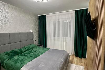 Apartament cu 3 camere decomandat în Tractorul - 4