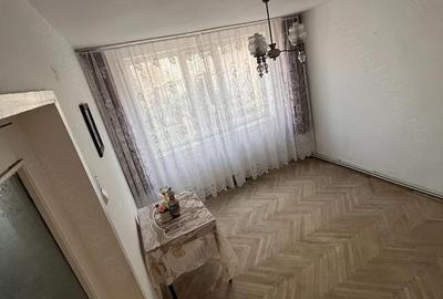 Apartament cu 2 camere decomandat în Fetești-Gară - 1