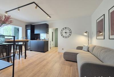 Apartament cu 3 camere semidecomandat în Ștefan cel Mare - 1