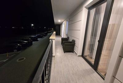 Apartament cu 3 camere semidecomandat în Central - 3