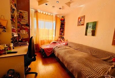 Vand apartament 3 camera in Mana?tur - 6