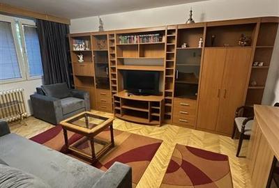 Apartament cu 3 camere decomandat în Brâncoveanu