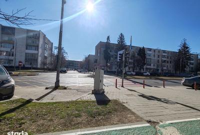 Apartament cu 3 camere decomandat în Ceair