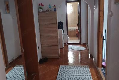 Apartament cu 2 camere decomandat în Central - 3