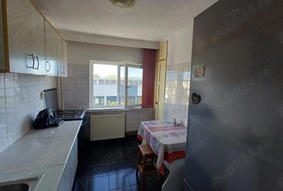 Vand apartament 3 camere confort 1 - 5