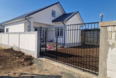 Agenție imobiliară vindem casă la sol în Lumina - 3