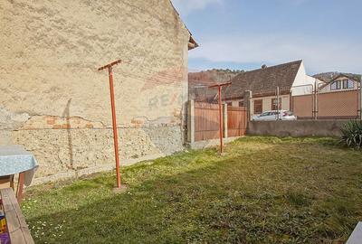 Casă cu 4 camere cu Teren 230 Mp în Carierei - 8